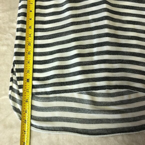 Anthropologie Pleione Grey & White Striped Lightweight Sleeveless Top Size Small - Picture 7 of 9